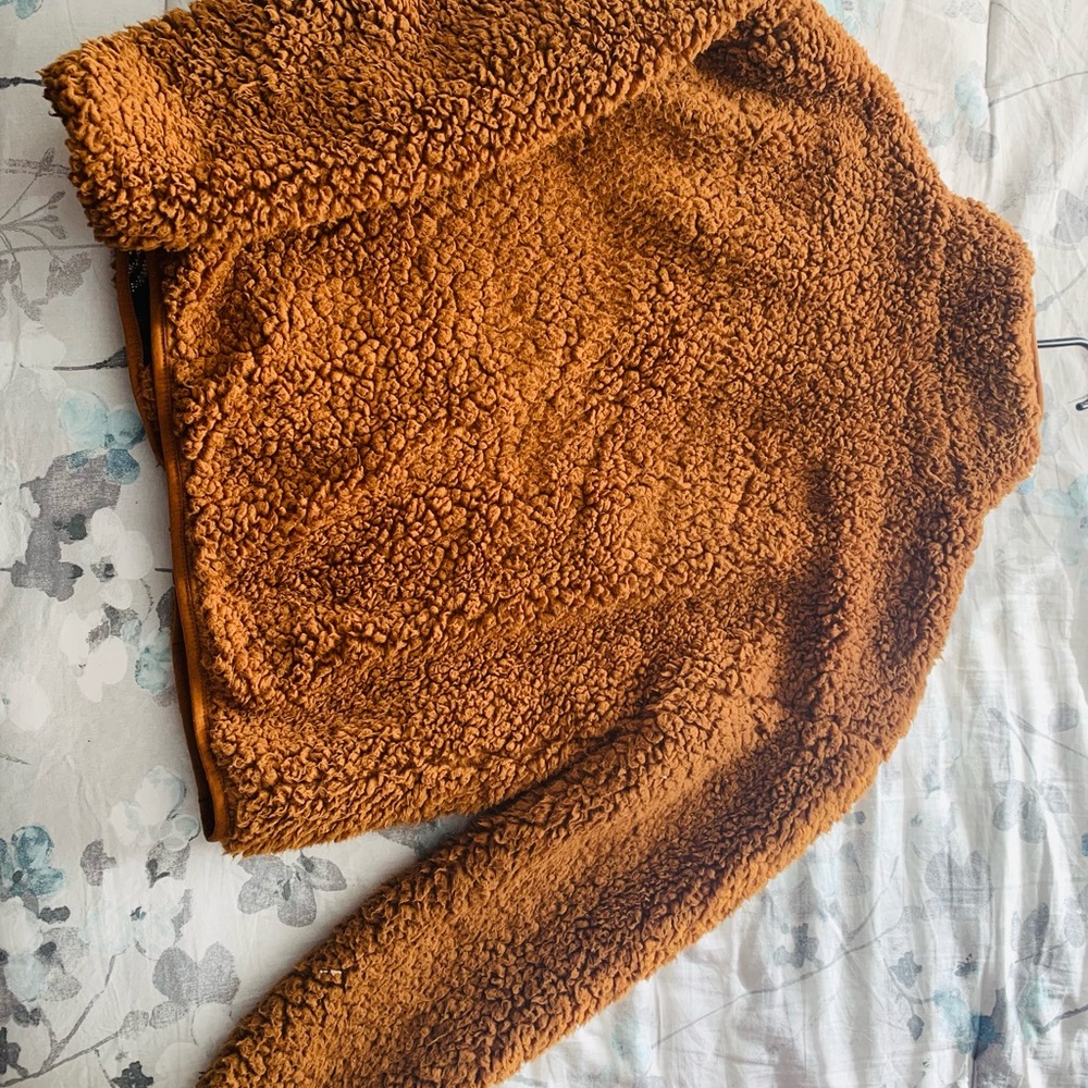 Fuzzy Jacket - Picture 3 of 4